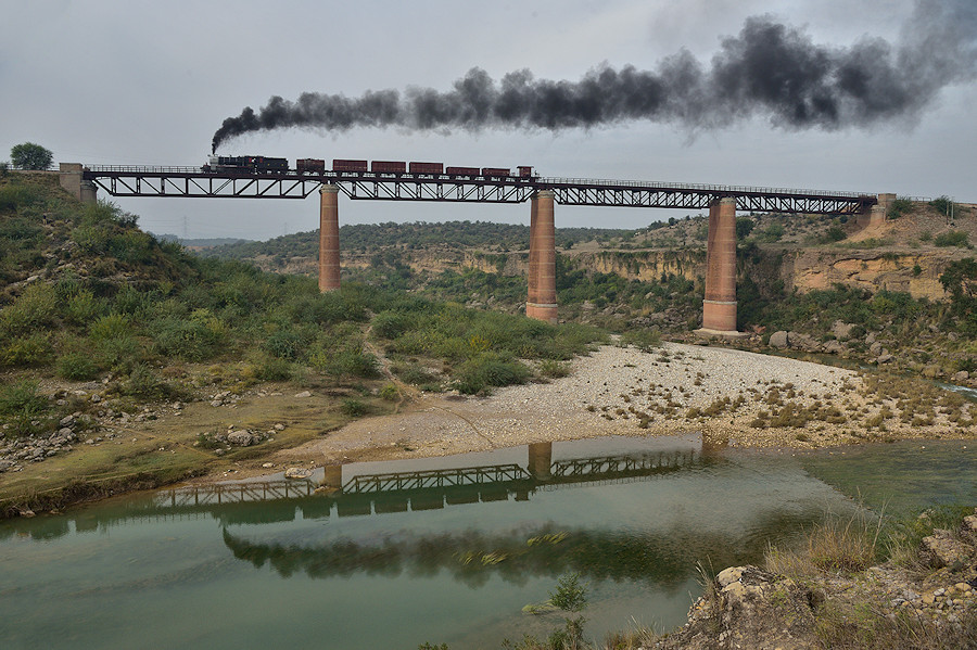 HG/S 2277 Pakistan Railways Tanago