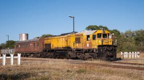 tanagozimbabwe-garrattgaleriebilderZimbabwe-NRZ-Garratt-Dampflok-Tanago-Eisenbahnreisen-Erlebnisreisen-2016-12.jpg