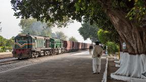 Pakistan-tanago-eisenbahnreisen-railfan-tours_555.jpg