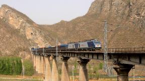 china-moderne-traktion-2019-tanago-erlebnisreisen-eisenbahnreisen-railfan-tours-photo_charter-010.jpg