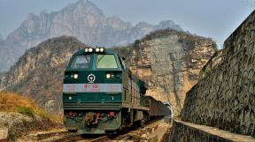 china-moderne-traktion-2019-tanago-erlebnisreisen-eisenbahnreisen-railfan-tours-photo_charter-036.jpg