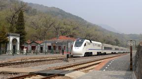 china-moderne-traktion-2019-tanago-erlebnisreisen-eisenbahnreisen-railfan-tours-photo_charter-043.jpg