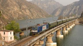 china-moderne-traktion-2019-tanago-erlebnisreisen-eisenbahnreisen-railfan-tours-photo_charter-044.jpg