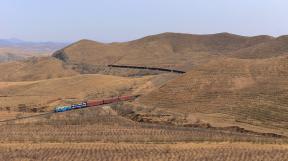 china-moderne-traktion-2019-tanago-erlebnisreisen-eisenbahnreisen-railfan-tours-photo_charter-055.jpg