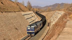 china-moderne-traktion-2019-tanago-erlebnisreisen-eisenbahnreisen-railfan-tours-photo_charter-056.jpg