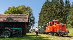 waldviertler-schmalspurbahn-2018-tanago-erlebnisreisen-eisenbahnreisen-railfan-tours-photo_charter-18.jpg