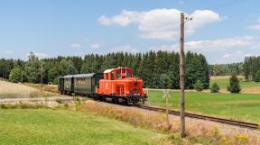 waldviertler-schmalspurbahn-2018-tanago-erlebnisreisen-eisenbahnreisen-railfan-tours-photo_charter-23.jpg