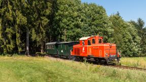 waldviertler-schmalspurbahn-2018-tanago-erlebnisreisen-eisenbahnreisen-railfan-tours-photo_charter-26.jpg