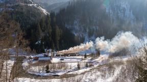 rumaenien-wassertal-2019-tanago-erlebnisreisen-eisenbahnreisen-railfan-tours-photo_charter19.jpg