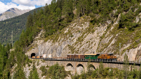 rhaetische-bahn-tanago-erlebnisreisen-eisenbahnreisen-railfan-tours-49.jpg