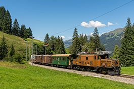 Switzerland: Winter on the Rhaetian Railway, Tanago Railfan tours photo charter
